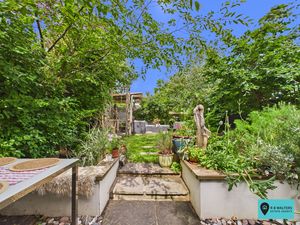 Garden - click for photo gallery